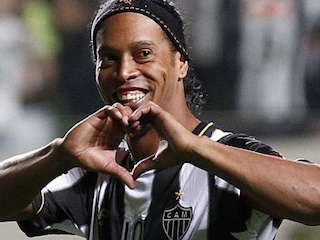 FUTINT-Ronaldinho-WB