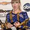 Taylor-Swift-Billboard-2013
