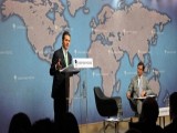 Modernizar Pemex, insiste Peña Nieto en Chatham House 