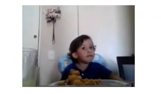 xx_AMABlE-VideoNiñoVegeteriano.jpg