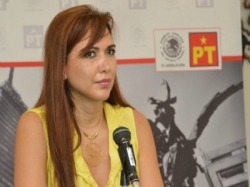 20130503 miriam saldaña 1