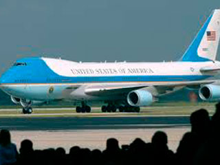 20130402-air-force-one