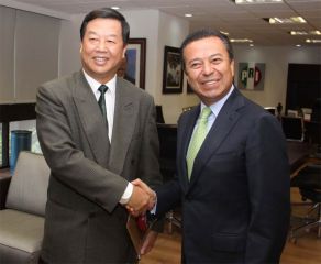pri-camacho-china