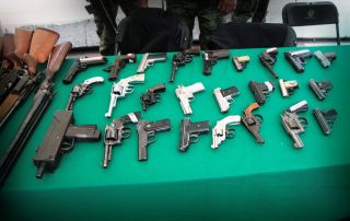 pol nal1-armas