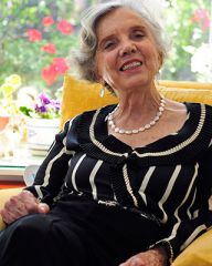 cult1-Elena Poniatowska