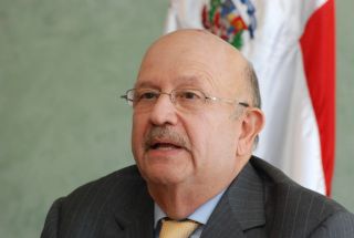 pol-CARLOS MORALES