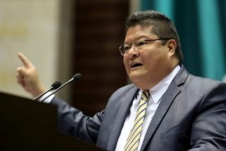 pol-Carlos Reyes Gamiz