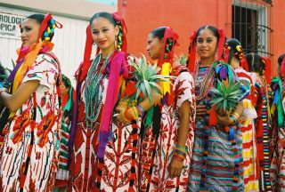cult-La Guelaguetza
