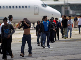 pol-deportados