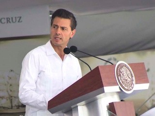 asi le fue-EPN-web