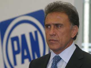 miguel yunes