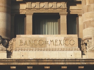 13A1 CROWDFUNDING-BANXICO-320x240