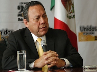 4A Zambrano pide a CNTE no jugarweb