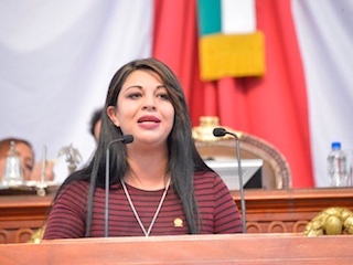 16B  Janet Hernández Soteloweb