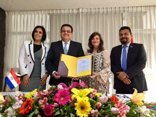 140317 FOTO TURISMO-ESTRECHAN LAZOS CDMX Y REPÚBLICA DEL PARAGUAY PARA PROMOCIONAR SITIOS TURÍSTICOS 1