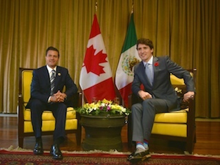 asi-trudeau.jog-WB