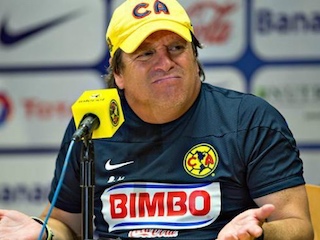 fmx-miguel-herrera-WB
