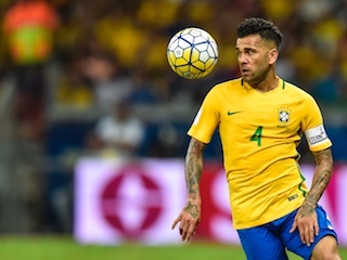 web-51-fi-brasileno-Dani-Alves 