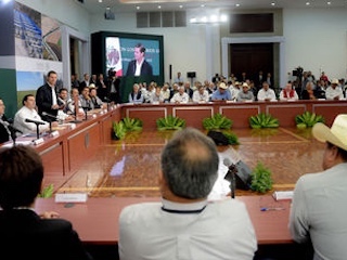 web-71-asi-reunion-con-usuarios-del-agua