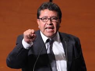 web-24-Ricardo Monreal