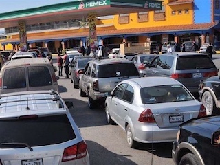 web-21-PEMEX-colas
