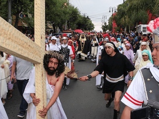 web-42-viacrucis-en-cuajimalpa