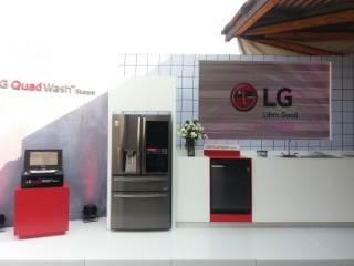lg