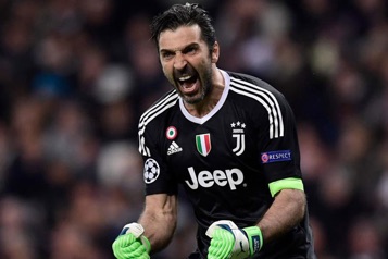 web-51-buffon juve