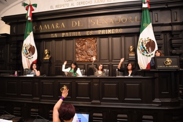 web-42-parlamento-mujeres
