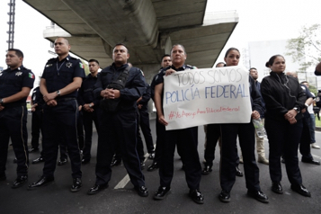 web-44-bloqueo policia federal