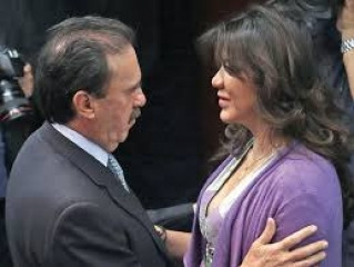 Emilio Gamboa y Mónica Arriola
